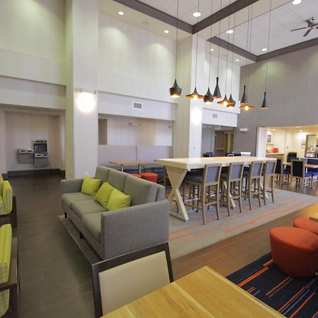 Hampton Inn & Suites Сийл Бийч Екстериор снимка