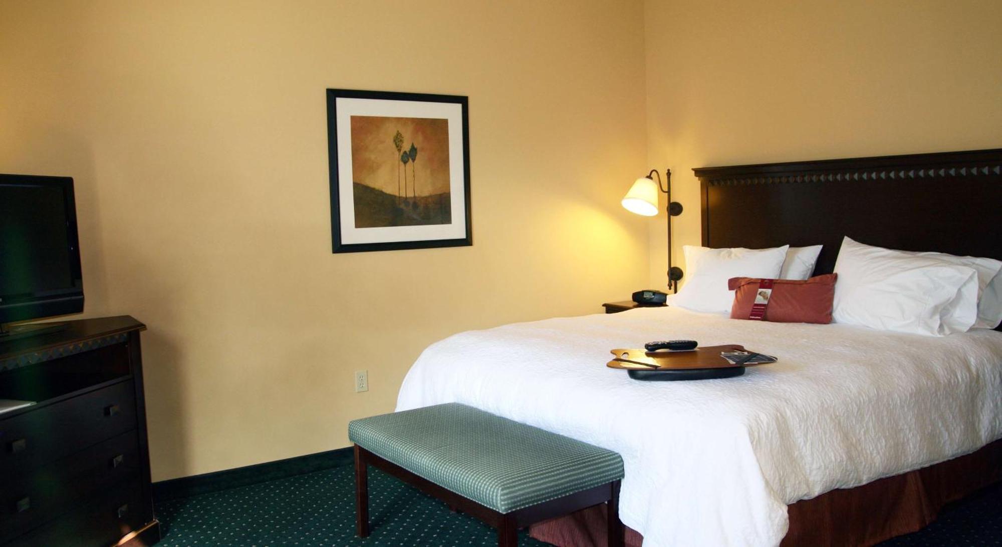 Hampton Inn & Suites Сийл Бийч Екстериор снимка