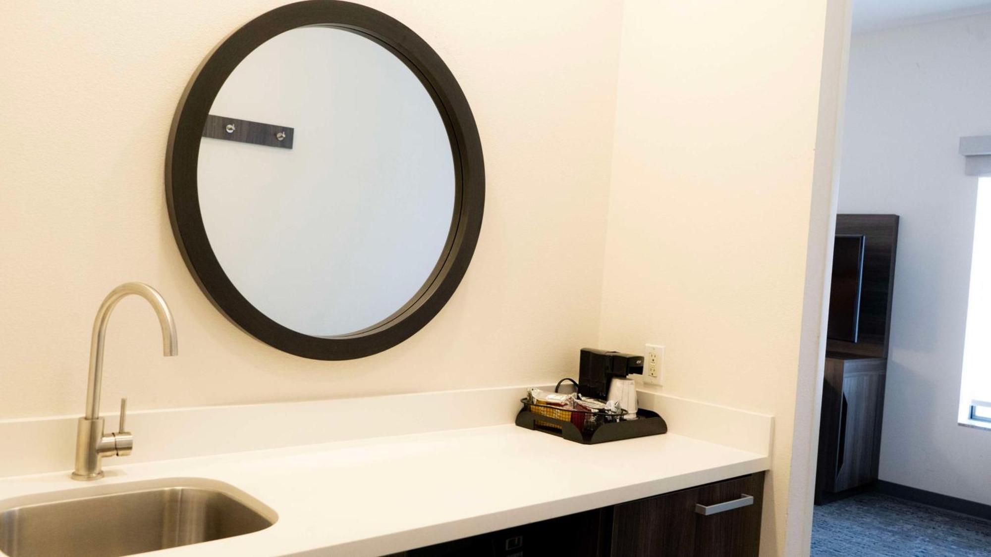 Hampton Inn & Suites Сийл Бийч Екстериор снимка