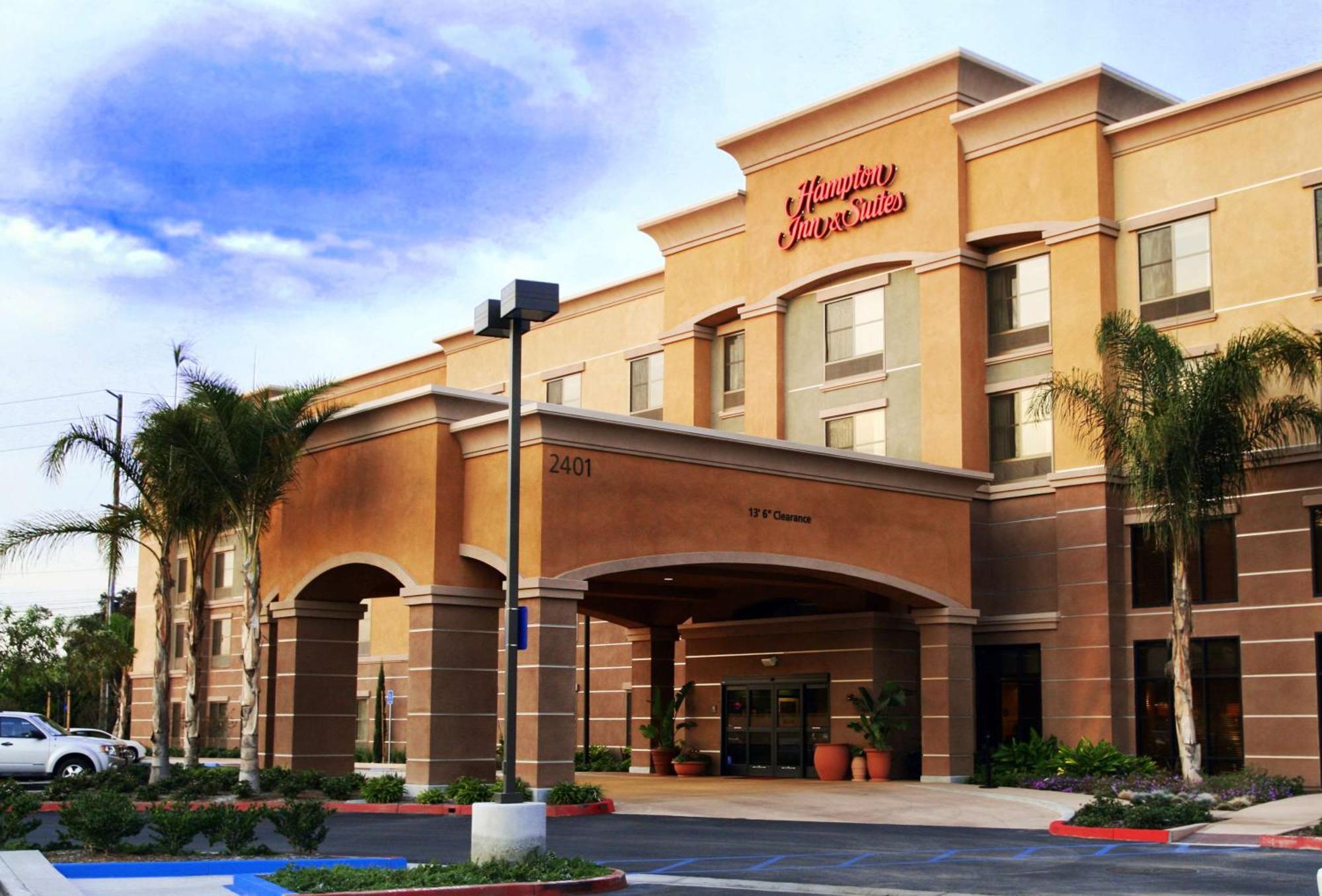 Hampton Inn & Suites Сийл Бийч Екстериор снимка